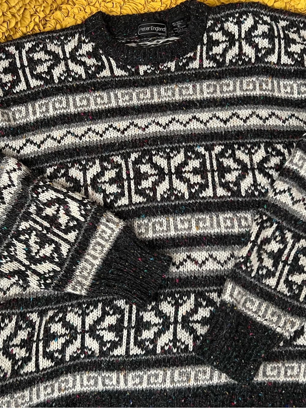 Peter England Vintage Speckled Crewneck Sweater